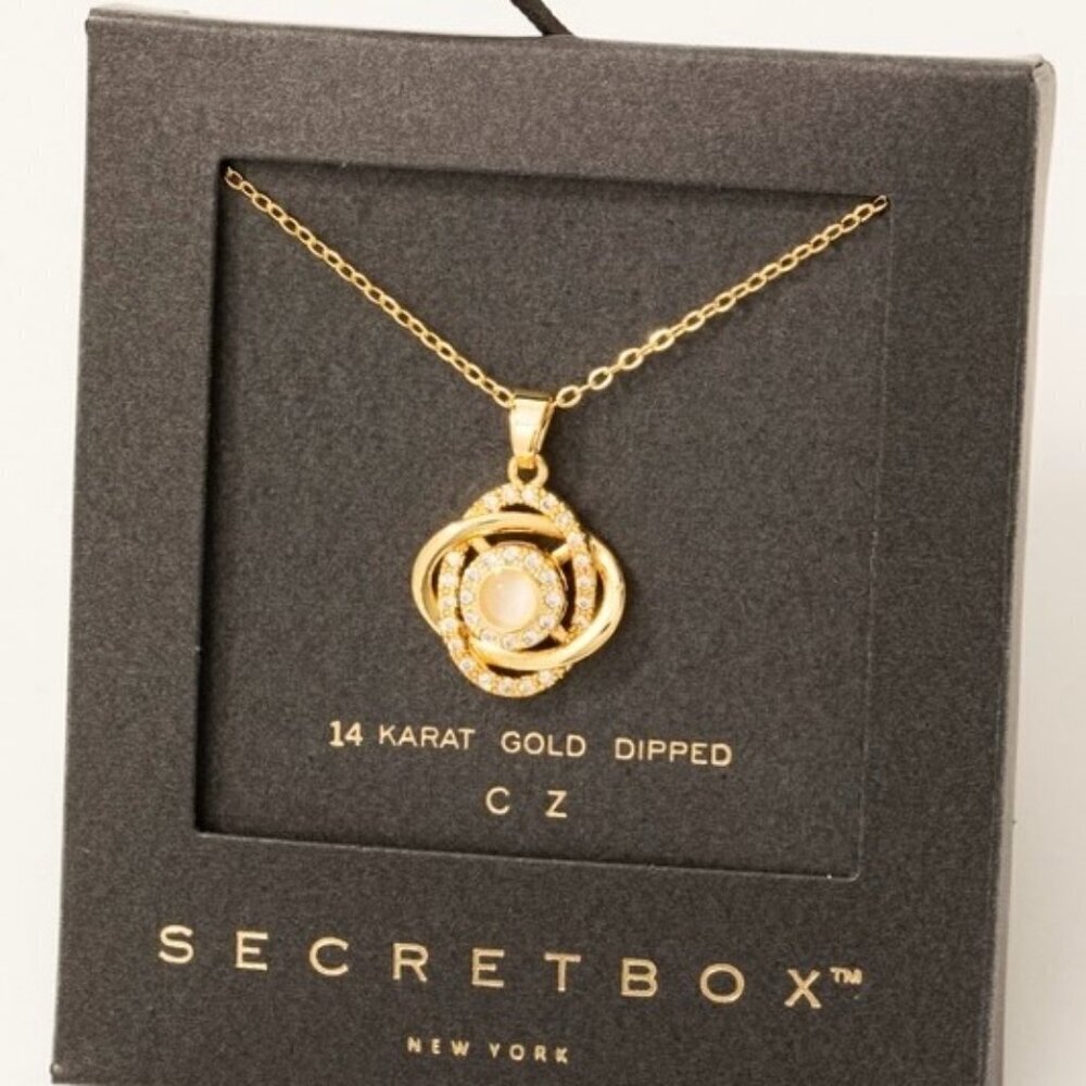 1 Left!! 14k Gold Intertwined Necklace